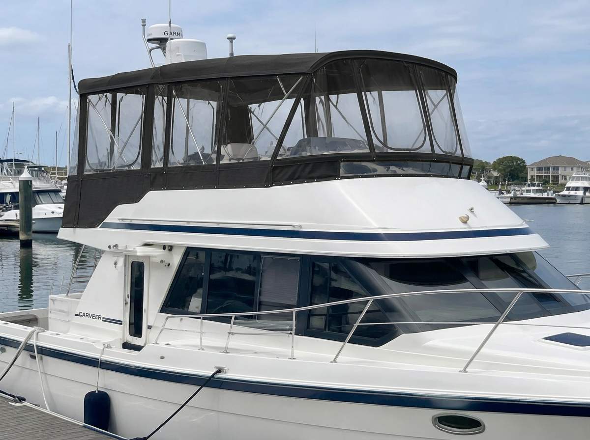 Flybridgekalesje på motorbåt
